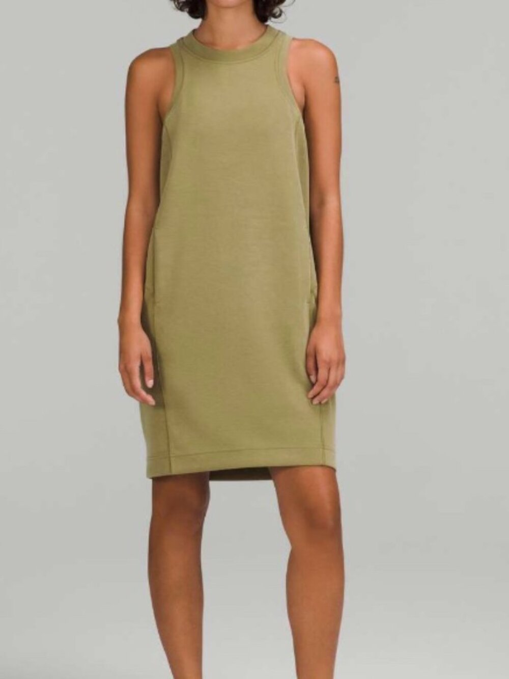 Lululemon Softstreme Back In Action Dress Bronze Green Size 4 EUC
